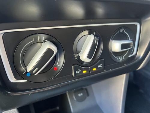Imagen 19 de 24 de Volkswagen Suran 1.6 Track