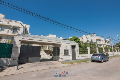 Imagen 30 de 30 de Dpto. En Venta. 3 Dorm. Cochera. Complejo Sureño. Barrio Jardín