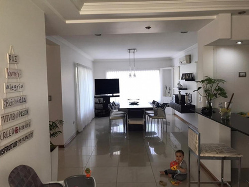 Imagen 3 de 14 de Hermosa Casa En Santa Ana Barrio Cerrado