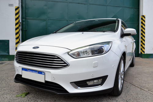 Ford Focus III 2.0 Sedan Titanium At6