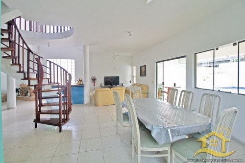 Casa No Bairro Bougainvillée I Em Peruíbe - 660