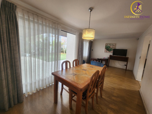 Amplia Casa Mediterranea Condominio Jardín Oriente Til Til