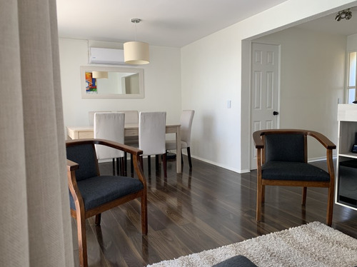 Casa Aislada En Condominio 4 Dormitorios, 3 Baños