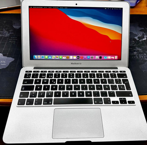 Imagen 1 de 7 de Excelente Mac Book Air ::::::: Producto Usado!!!