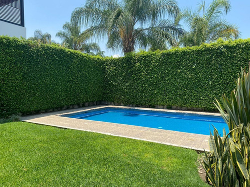 Casa En Venta Con Excelente Ubicación