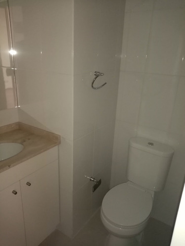 Dpto 1er Piso 2dorm 2baños C/estacionamiento El Llano