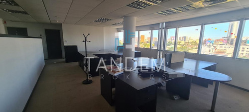 Imagen 8 de 9 de Excelente Piso De Oficinas A Metros De Maipu Y Av. Gral Paz - Cocheras - Vigil 24 Hs - Vista Al Río