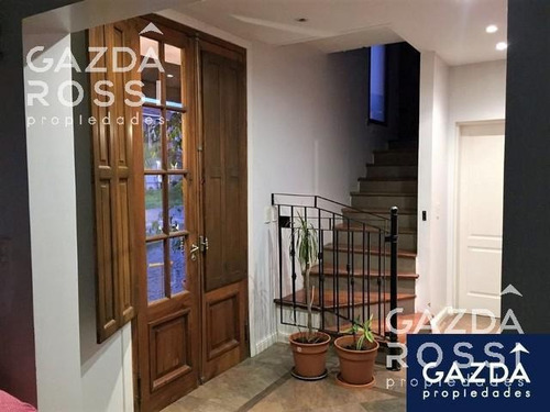Imagen 2 de 18 de Excelente Casa A La Venta En El Centauro, Canning