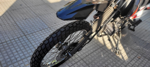 Imagen 3 de 9 de Motomel Skua 250 2018