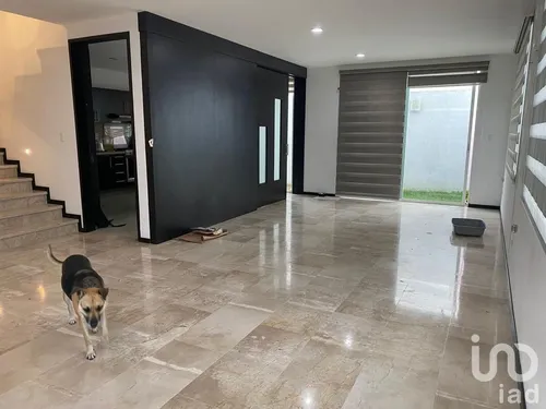 Venta Casa 3 Ambientes Lomas De Angelópolis