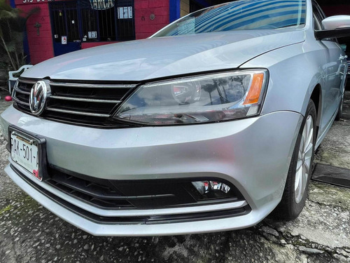 Imagen 6 de 14 de Volkswagen Jetta 2.5 Comfortline Mt 2016