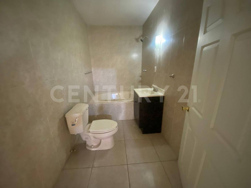 Casa En Venta En Fracc. Misiones Ii, Chihuahua, Chih.