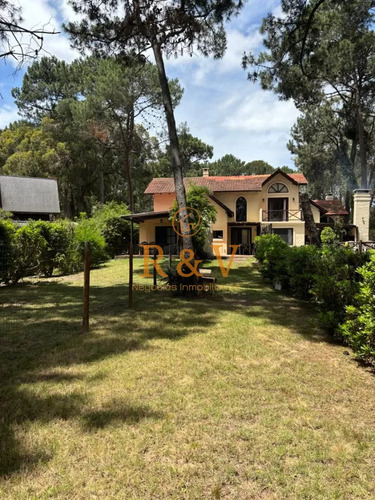Alquiler Temporario De Casa En Solanas Vacation Club