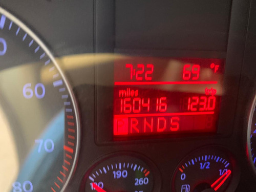 Volkswagen Jetta 2.0 Turbo Aa Ee Piel Qc Mt