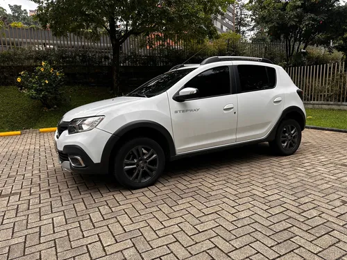 Renault Stepway 1.6 Expression / Zen