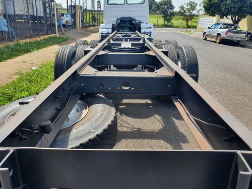 Mb 1718 Truk Avenida Caminhoes