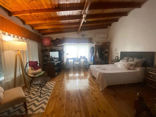 Venta. Casa Ideal Dos Familias. San Fernando.