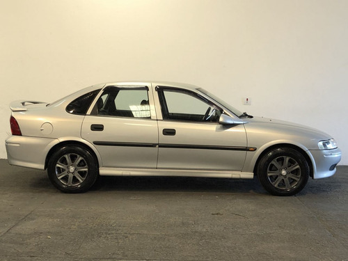 Chevrolet Vectra Sedan 2.2 16v 4p Gls