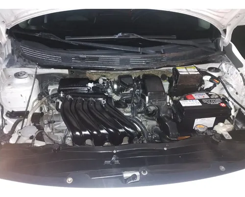 Nissan Versa 1.6 Drive Mt