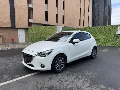Mazda 2 Grand Touring LX