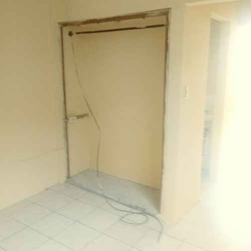 Se Alquila Departamento Para Pareja, Persona Sola.