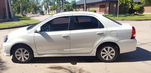 Toyota Etios Xls 1.5 4 Ptas M/t 2018 Financiado