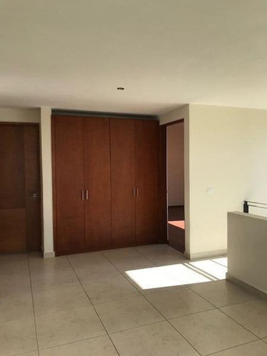 Imagen 11 de 30 de Casa En Venta En Fraccionamiento Xochitlcali