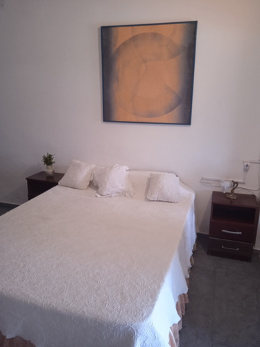 Imagen 9 de 15 de Casa En Atlántida, Barrio Jardín. Excelente Ubicación