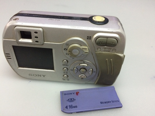 Câmera Fotográfica Sony Cyber-shot 3.2 Mega Pixels Dsc-p32