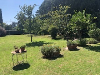 Chalet Para Reciclar En Hermoso Terreno En La Reja