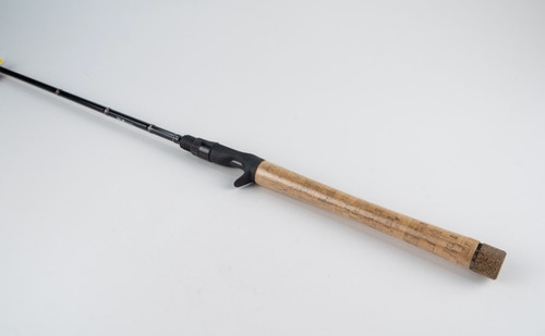 Caña Venator Red Fish 8-17 Lb Carbono Baitcasting 1.85m 1 Tr