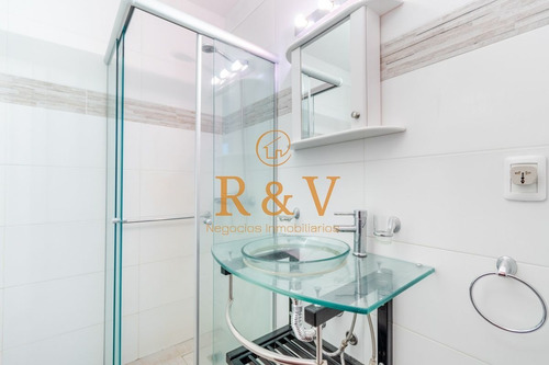 Imagen 9 de 23 de Apartamento De Dos Dormitorios En Venta Reciclado En Venta