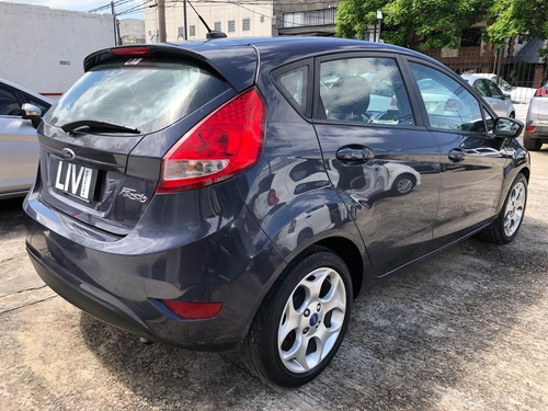Imagen 17 de 25 de Ford Fiesta Kinetic Design Titanium 1.6 Año2013 - Liv Motors