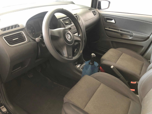 Volkswagen Fox 1.0 Vht Trend Total Flex 5p 2012