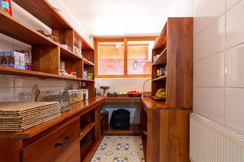 Gran Terreno Con Casa En Lo Barnechea