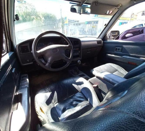 Toyota Hilux 2cdl Srv