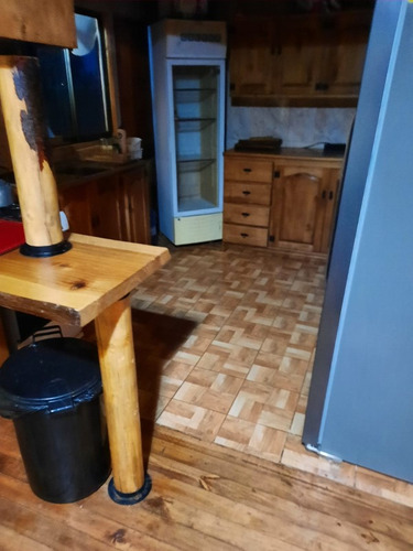 Parcela Con Casa 8 Dormitorios Y 4 Baños, Orilla Lago Rapel