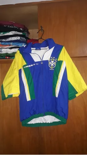 CBF decide processar Umbro por camisa inspirada na seleção brasileira de  1994, Esporte