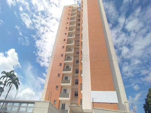 Imagen 1 de 30 de Apartamentos En Venta Zona Centro Barquisimeto 21-12515 +m