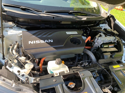 Nissan X-Trail 2.0 Exclusiv 2 Row Hybrid