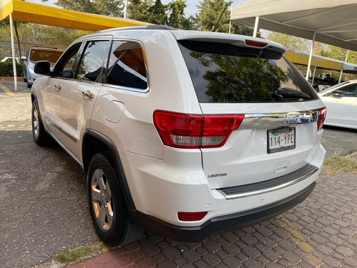 Jeep Grand Cherokee 3.6 Limited Navegación V6 4x2 Mt