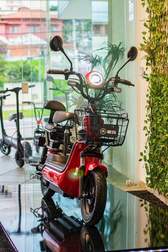 Imagem 7 de 14 de Scooter Eletrica Aima