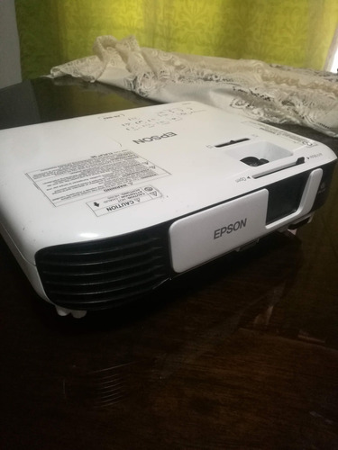 Proyector Epson Powerlite W52+ (eb-w42) Mas Telón De Regalo.