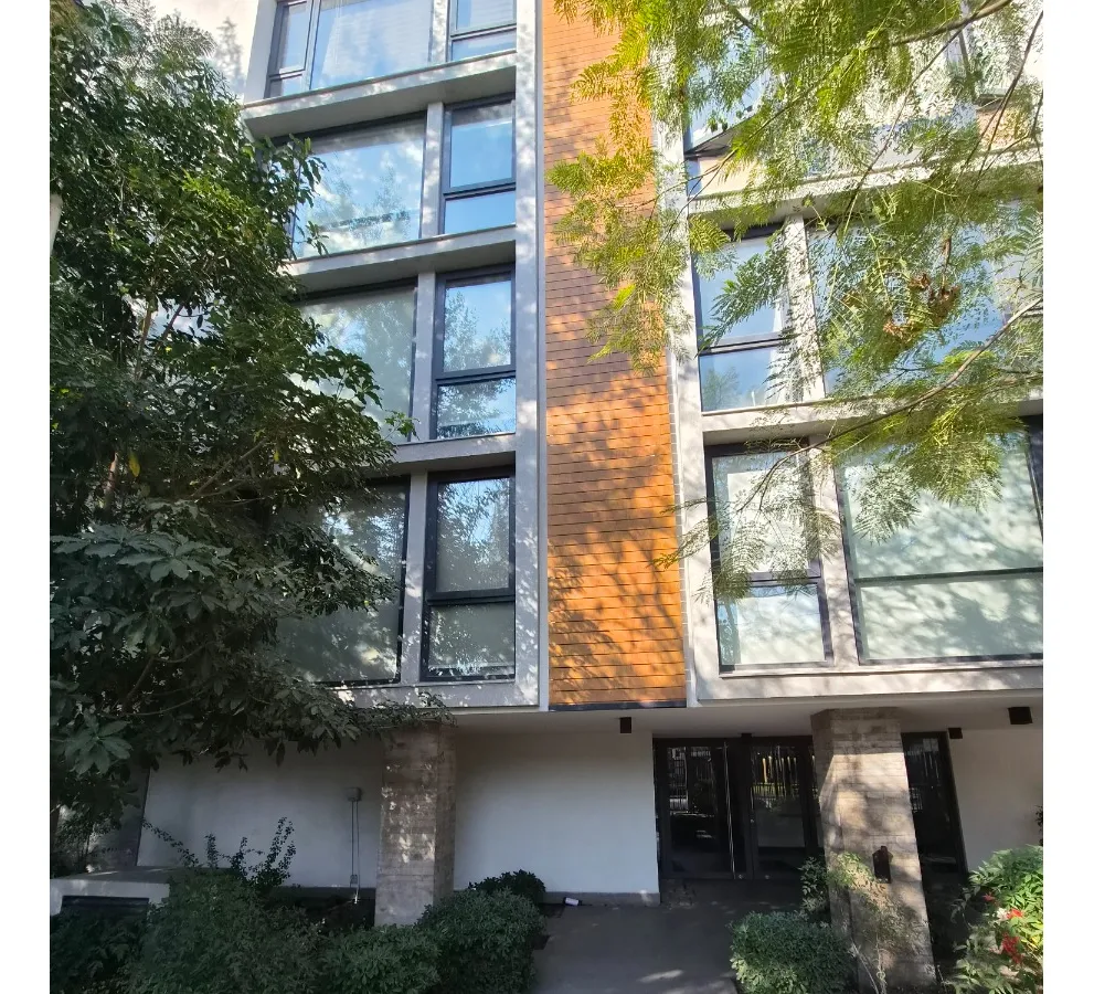 Imagen 2 de 29 de Departamento Luminoso Con Patio Privado Y Buena Conectividad