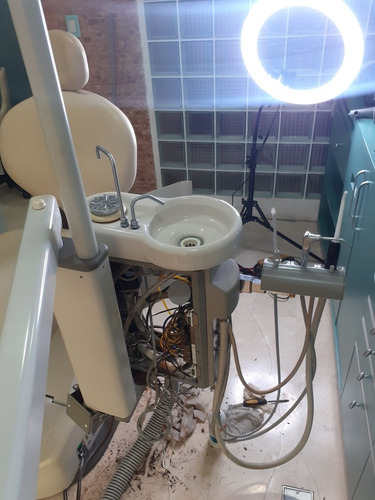 Imagen 3 de 5 de Técnico Electromecánico Odontologico