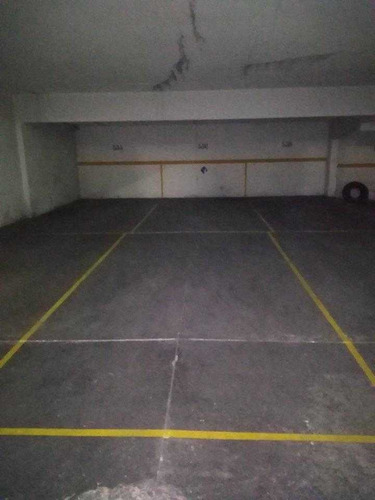 Imagen 5 de 5 de Estacionamiento A Pasos De Plaza Peru
