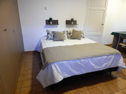  Departamentos /studio Para 2 Personas Y Departamento Para 3 En Misma Direccion , Solo Por Día ( Estadia Minima 2 Noches ) , En El Centro De San Miguel De Tucumán 