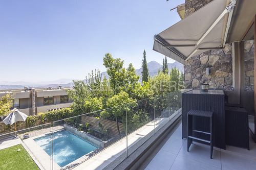 Casa Mediterránea En Arriendo En Condominio Seguro.