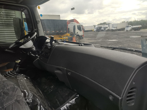 Atego 2426 - Bau 18 Pallets C/ Plataforma