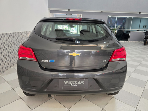 Chevrolet Onix 1.4 Lt Aut. 5p
